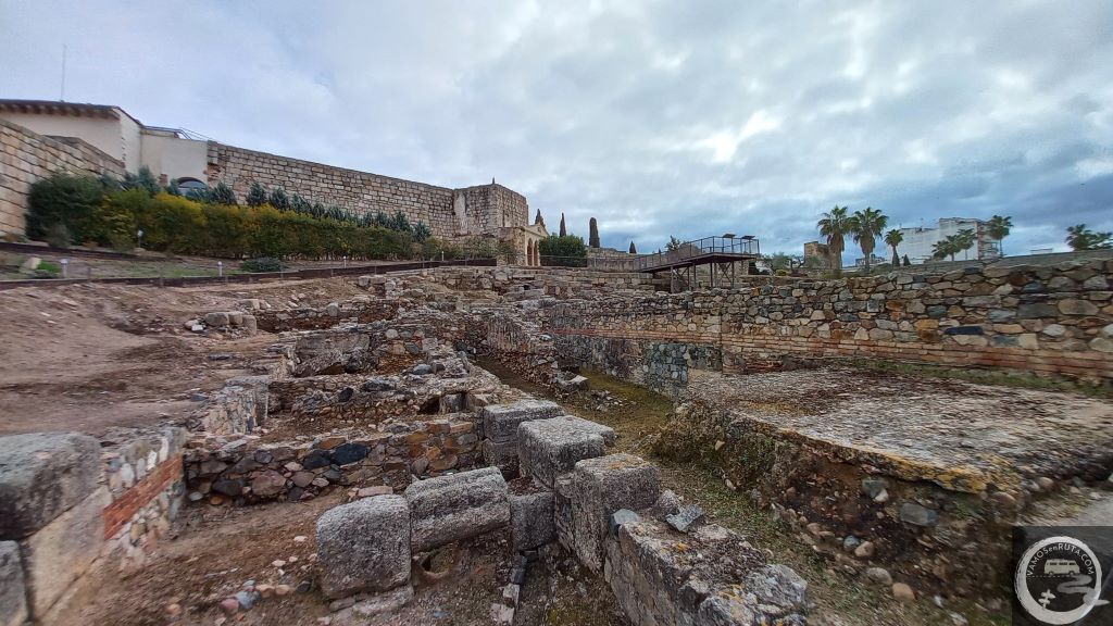 MERIDA-ALCAZABA-QUE-VER-BADAJOZ (6)