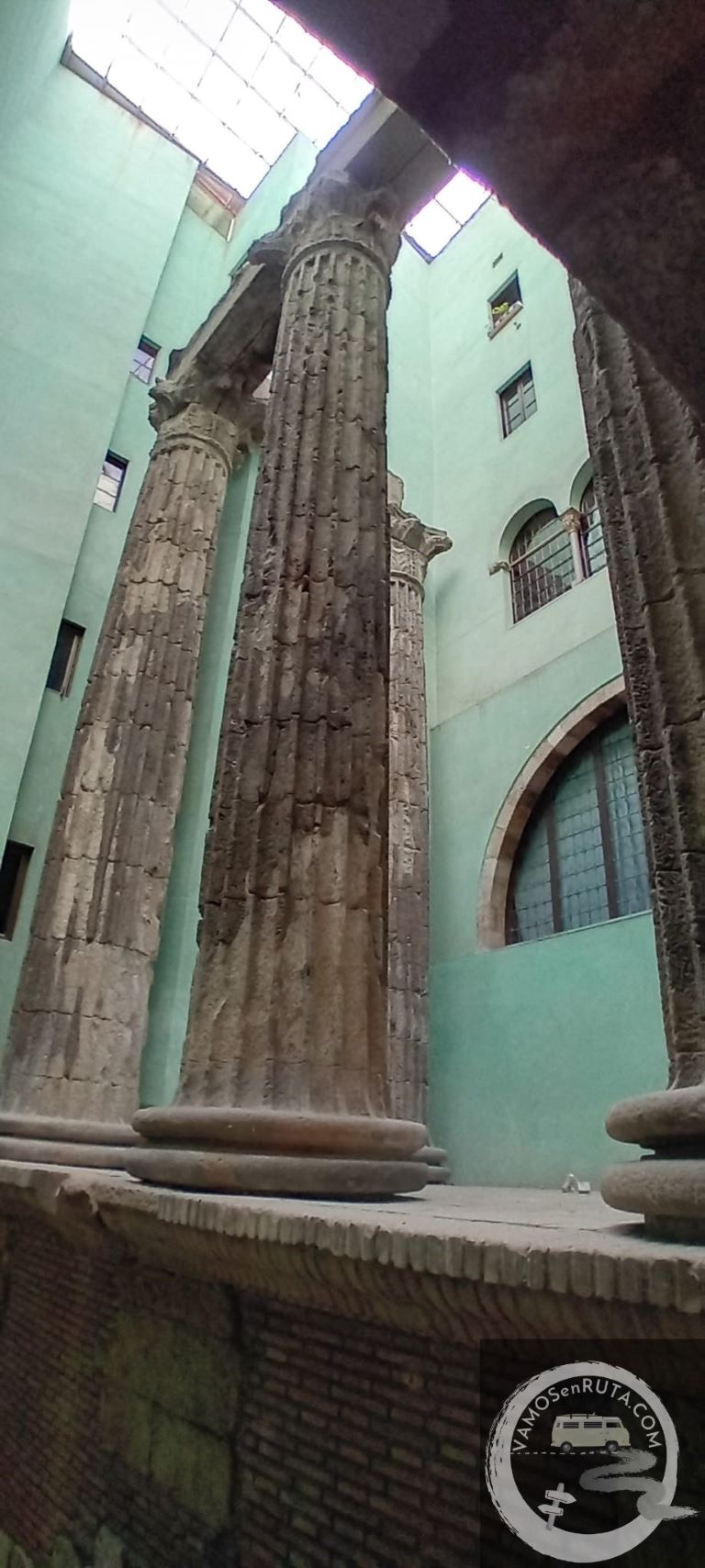Qué ver en Barcelona. Templo de Augusto