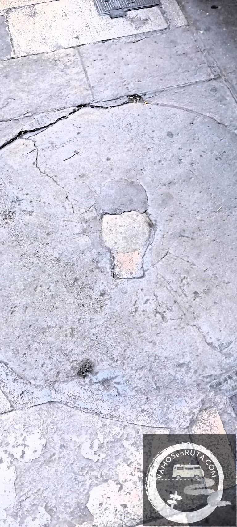 Qué ver en Barcelona. Templo de Augusto y rueda molino