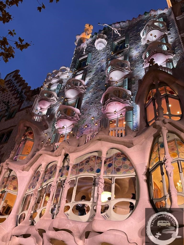 Qué ver en Barcelona. Casa Batlló. Gaudí
