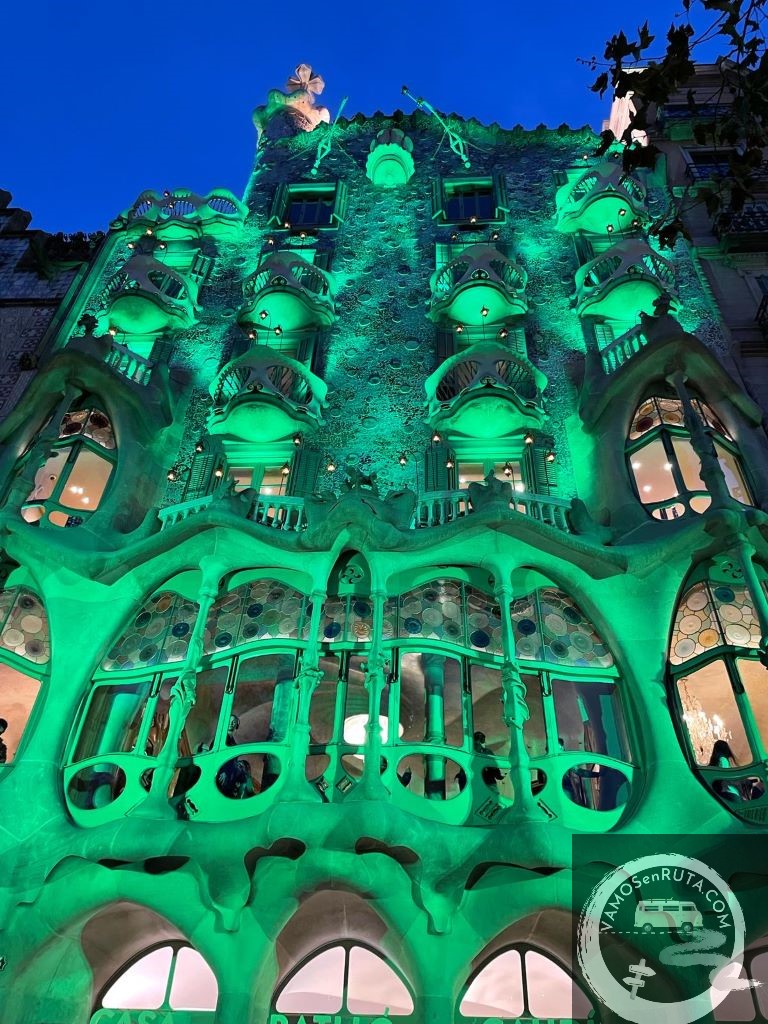 Qué ver en Barcelona. Casa Batlló. Gaudí