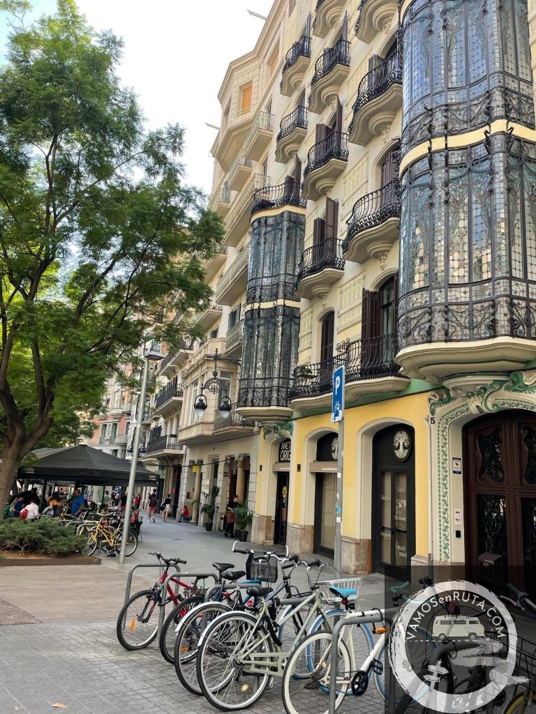 QUE-VER-BARCELONA-BARRIO-ENSANCHE-L'EIXAMPLE-CATALUNYA (3)