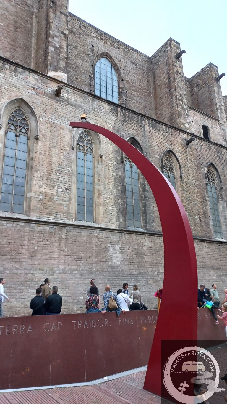 Qué ver en Barcelona. Fossar de la morera