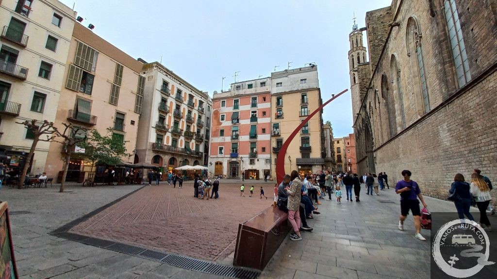 Plaça del Fossar de les Moreres