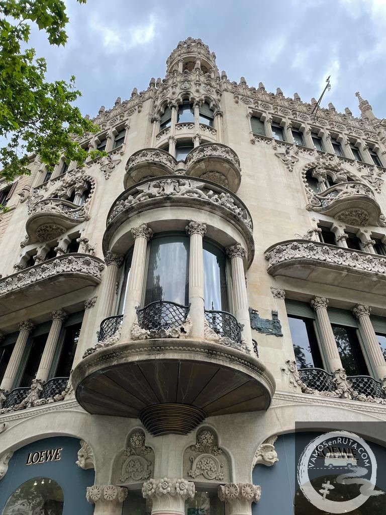 En Paseo de Gracia / Consejo de ciento