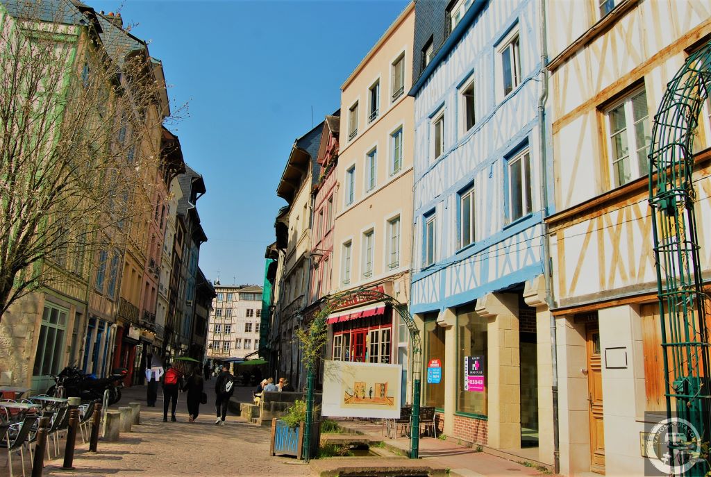 Qué ver en RUAN - VAMOSenRUTA.COM